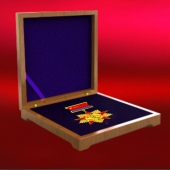 2013年12月：定制空軍航空兵42師戰(zhàn)友聚會純銀紀(jì)念章