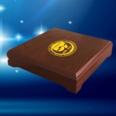 2011年4月：定制新疆自冶區政府定制黃金紀念幣制作