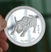 煙臺萬華集團(tuán)年會慶典銀幣加工生產(chǎn),定制定做銀幣銀章
